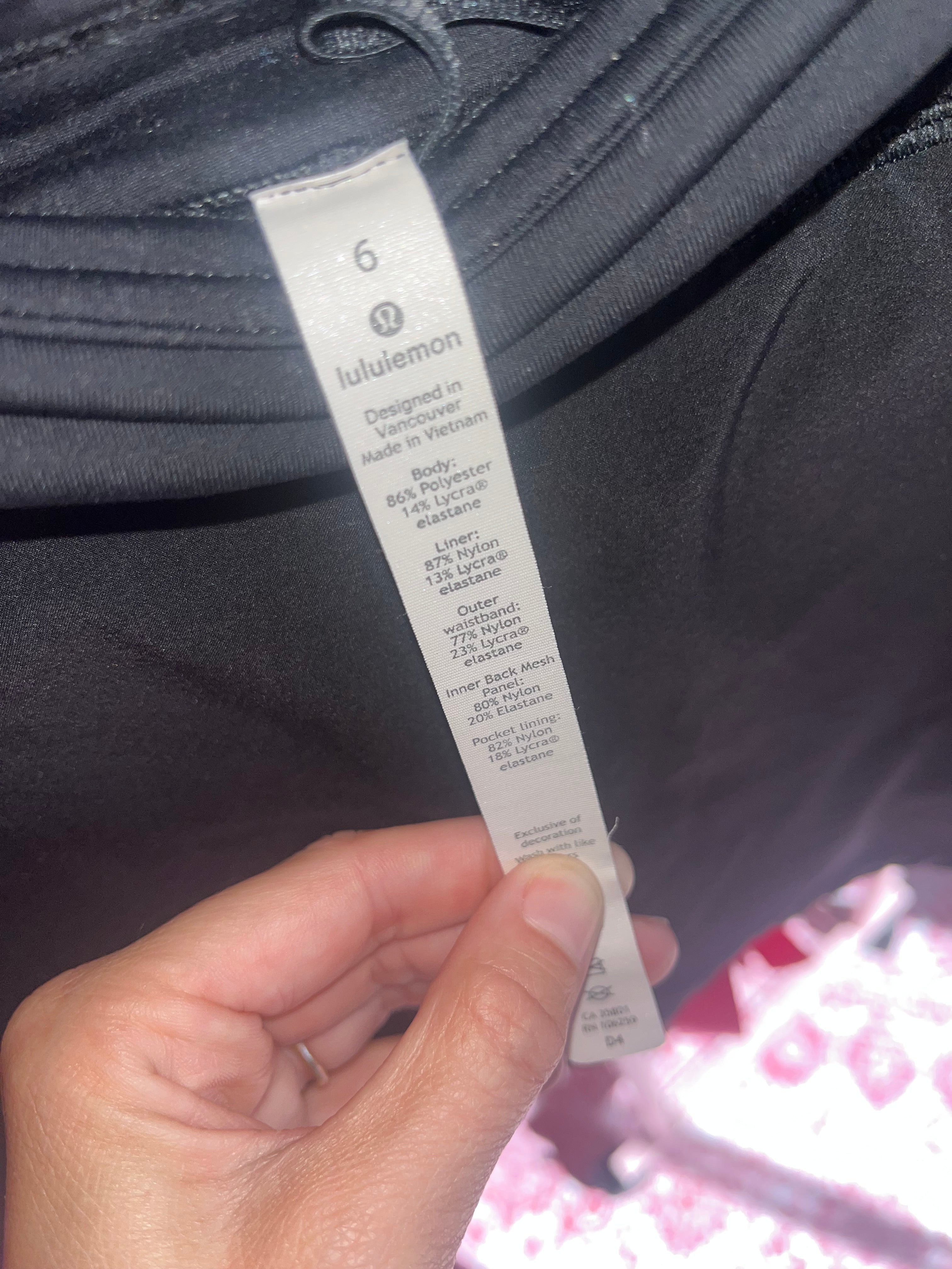 Lululemon Play Off The Pleats