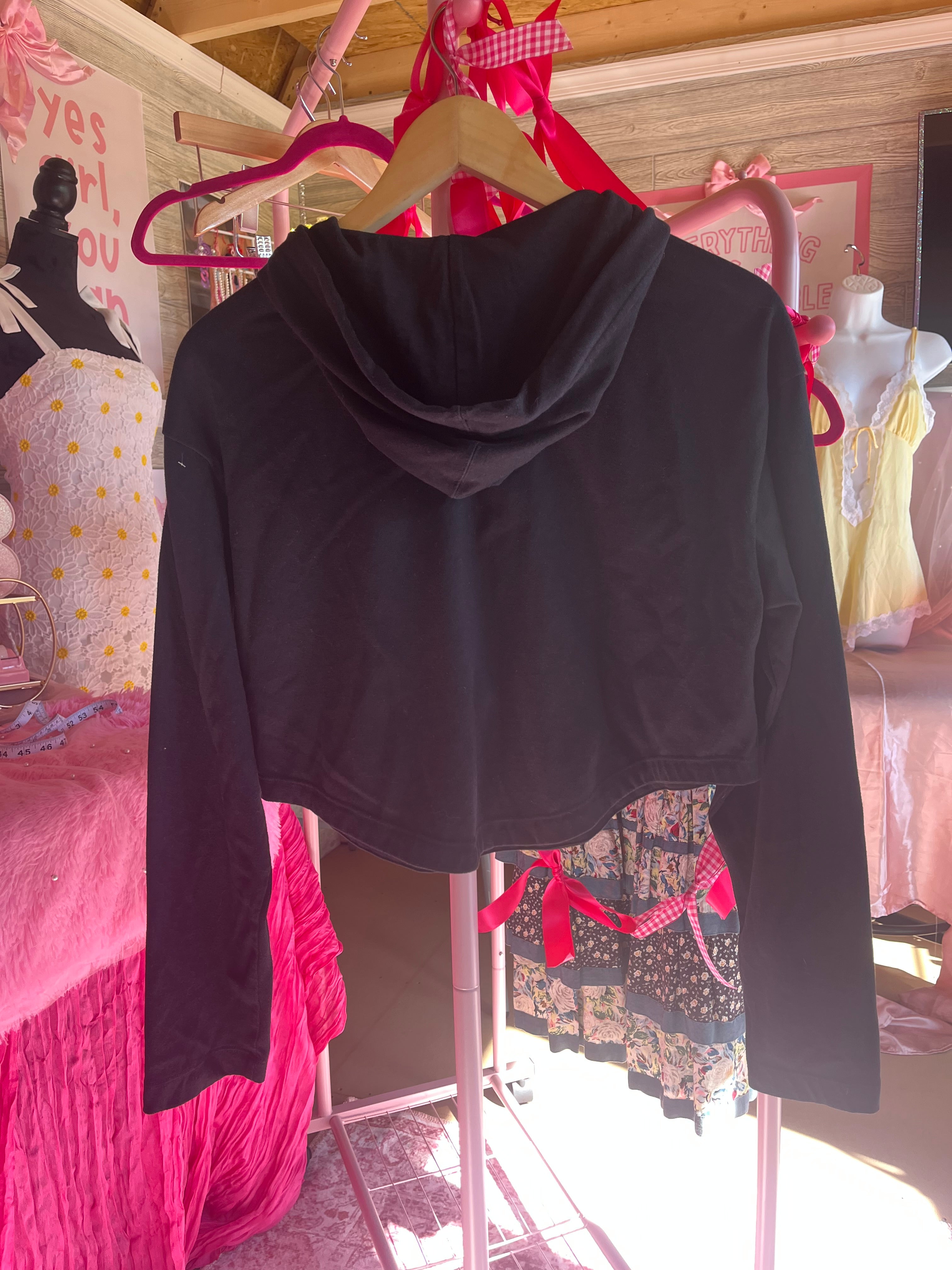 Nike Cropped Long Sleeve Hooded Shirt